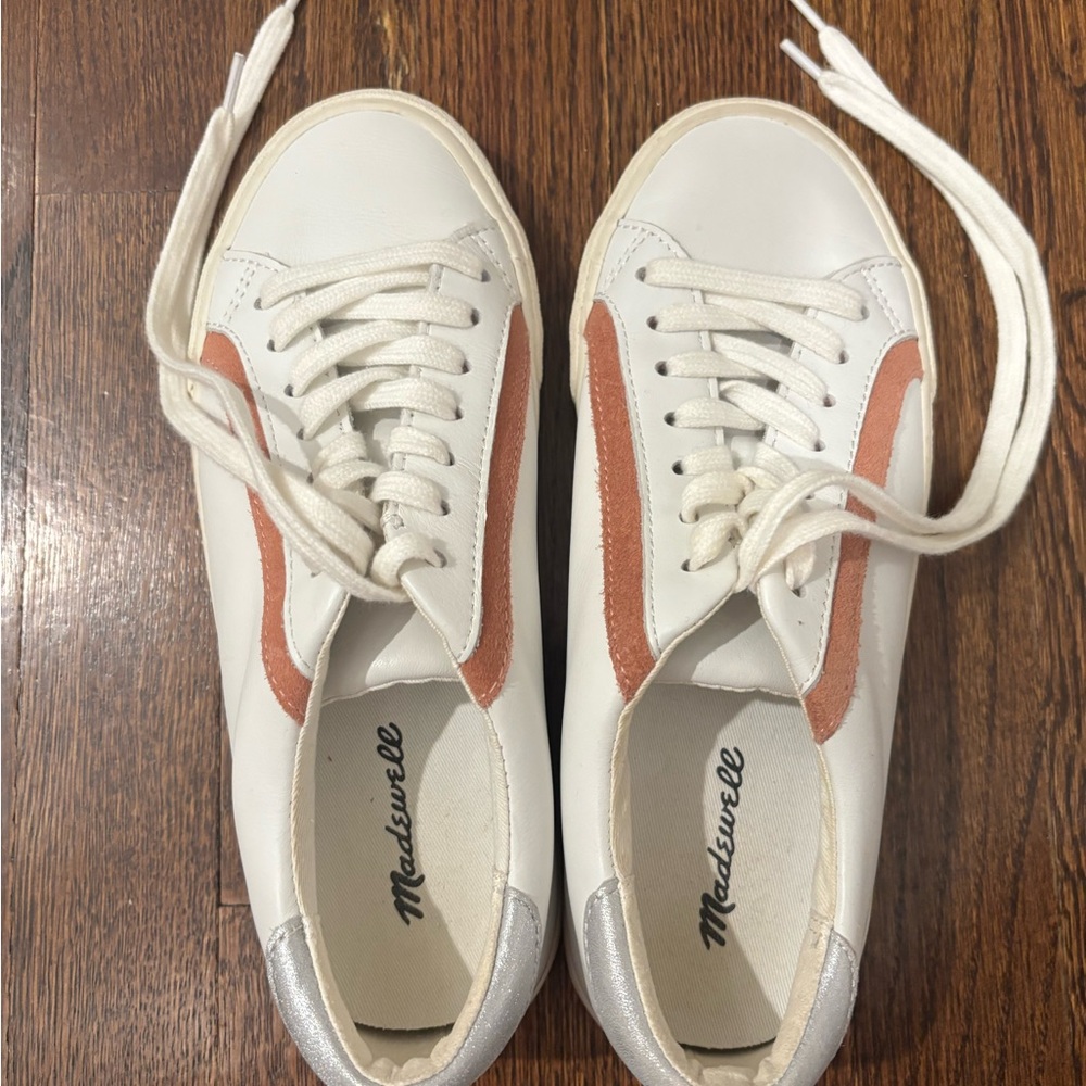 Madewell White and Rose Sneakers M3954 size 6.5 like new - worn maybe once